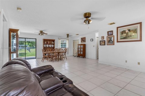 Купить виллу или дом в Майами, Флорида 3 спальни, 124.86м2, № 2051536 - фото 9