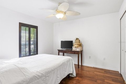 House in North Port, Florida 3 bedrooms, 209.59 sq.m. № 2220450 - photo 23