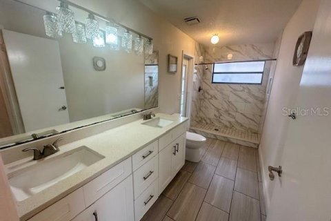 Villa ou maison à vendre à Orlando, Floride: 4 chambres, 217.11 m2 № 2239075 - photo 12