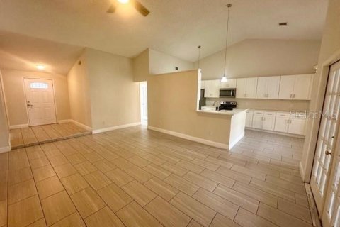 Villa ou maison à vendre à Orlando, Floride: 4 chambres, 217.11 m2 № 2239075 - photo 4