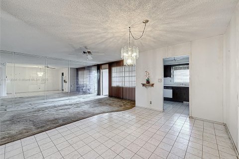 Condominio en venta en Hollywood, Florida, 2 dormitorios, 100.15 m2 № 1779110 - foto 7