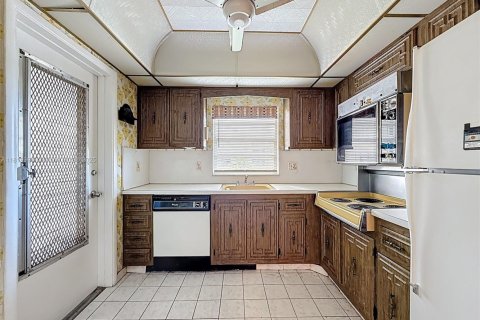 Condominio en venta en Hollywood, Florida, 2 dormitorios, 100.15 m2 № 1779110 - foto 19