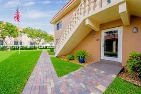 Condo in Wilton Manors, Florida, 1 bedroom  № 1931457 - photo 13