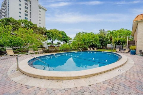 Condo in Wilton Manors, Florida, 1 bedroom  № 1931457 - photo 19