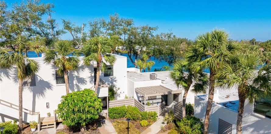 Condominio en Bradenton, Florida, 2 dormitorios № 1746609