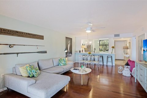Condominio en alquiler en Bradenton, Florida, 2 dormitorios, 121.14 m2 № 1746609 - foto 11