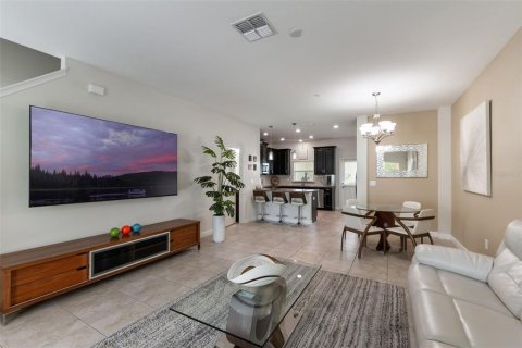 Adosado en venta en Orlando, Florida, 2 dormitorios, 127.28 m2 № 1678140 - foto 13