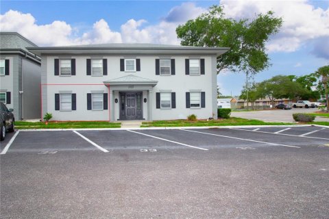 Condo in South Pasadena, Florida, 1 bedroom  № 2267218