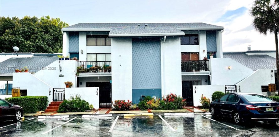 Condominio en Miami, Florida, 1 dormitorio № 1922746