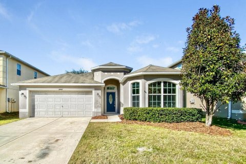 Villa ou maison à Land O' Lakes, Floride 3 chambres, 199.74 m2 № 2377652