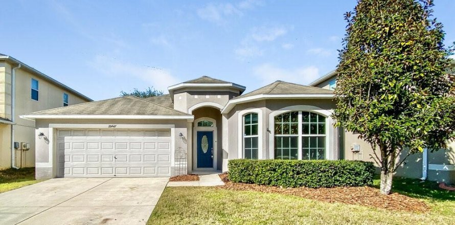 Villa ou maison à Land O' Lakes, Floride 3 chambres, 199.74 m2 № 2377652