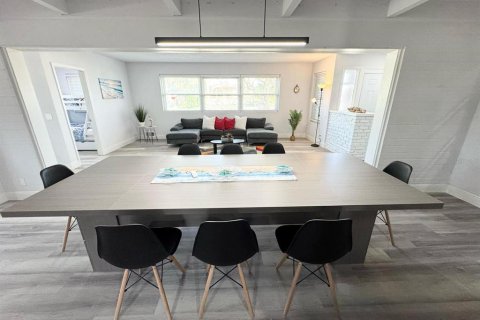 Снять в аренду виллу или дом в Дейтона-Бич, Флорида 10 комнат, 211.45м2, № 1917334 - фото 14