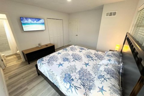 Снять в аренду виллу или дом в Дейтона-Бич, Флорида 10 комнат, 211.45м2, № 1917334 - фото 27