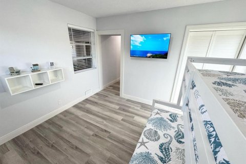 Снять в аренду виллу или дом в Дейтона-Бич, Флорида 10 комнат, 211.45м2, № 1917334 - фото 30