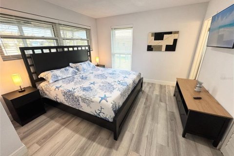 Снять в аренду виллу или дом в Дейтона-Бич, Флорида 10 комнат, 211.45м2, № 1917334 - фото 28