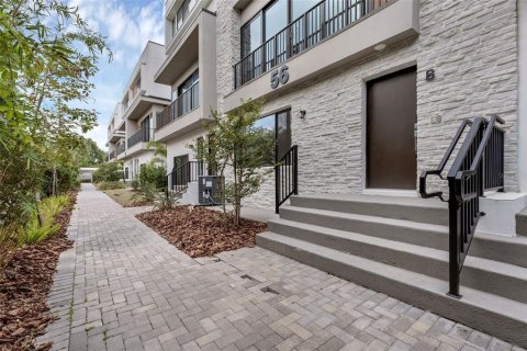 Adosado en venta en Orlando, Florida, 4 dormitorios, 211.82 m2 № 1761097 - foto 3