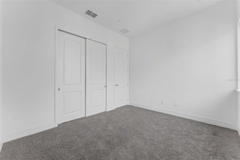 Adosado en venta en Orlando, Florida, 4 dormitorios, 211.82 m2 № 1761097 - foto 20