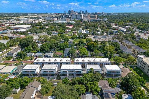 Adosado en venta en Orlando, Florida, 4 dormitorios, 211.82 m2 № 1761097 - foto 28