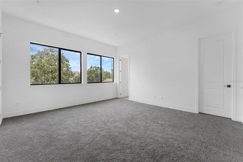 Adosado en venta en Orlando, Florida, 4 dormitorios, 211.82 m2 № 1761097 - foto 14