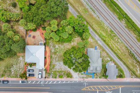 Commercial property in Stuart, Florida № 2184984 - photo 3