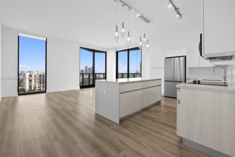 Condominio en alquiler en Hallandale Beach, Florida, 3 dormitorios, 155.52 m2 № 1977381 - foto 4