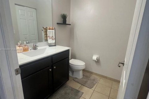 Condo in Homestead, Florida, 3 bedrooms № 1938676 - photo 8