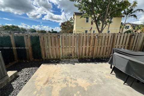 Condo in Homestead, Florida, 3 bedrooms № 1938676 - photo 21