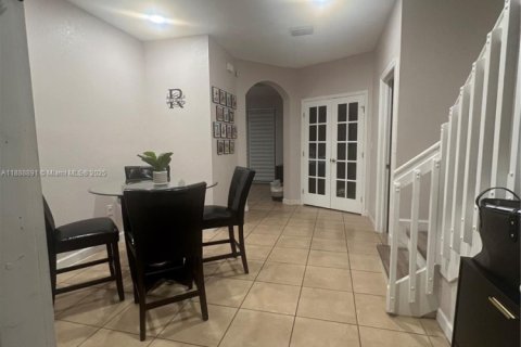 Condo in Homestead, Florida, 3 bedrooms № 1938676 - photo 2