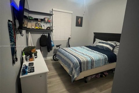 Condo in Homestead, Florida, 3 bedrooms № 1938676 - photo 15