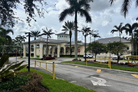 Condo in Homestead, Florida, 3 bedrooms № 1938676 - photo 22