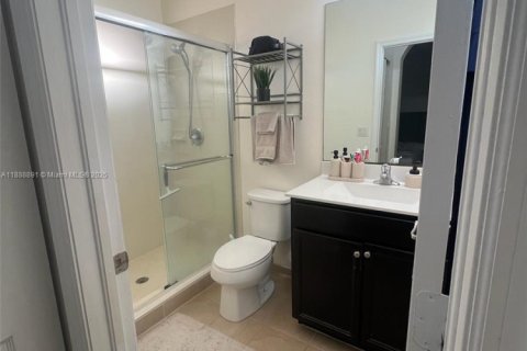 Condo in Homestead, Florida, 3 bedrooms № 1938676 - photo 13