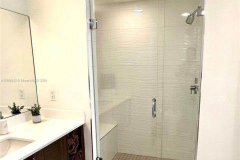 Снять в аренду кондоминиум в Дорал, Флорида 1 спальня, 71.07м2, № 1954846 - фото 25