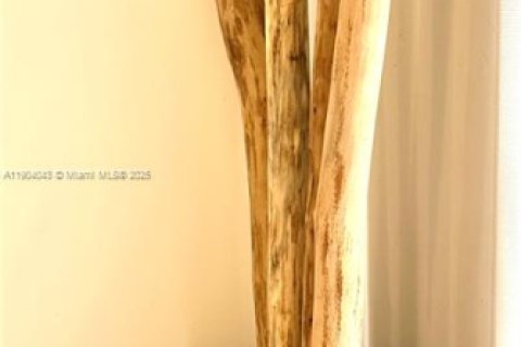 Снять в аренду кондоминиум в Дорал, Флорида 1 спальня, 71.07м2, № 1954846 - фото 13