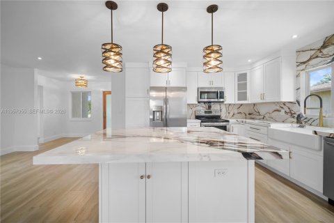 House in Delray Beach, Florida 2 bedrooms, 141.86 sq.m. № 2010820 - photo 19