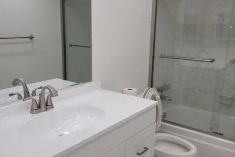 Copropriété à louer à Fort Lauderdale, Floride: 2 chambres, 120.77 m2 № 2188938 - photo 24