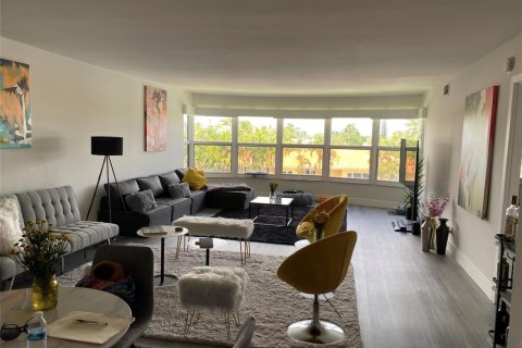 Copropriété à louer à Fort Lauderdale, Floride: 2 chambres, 120.77 m2 № 2188938 - photo 3