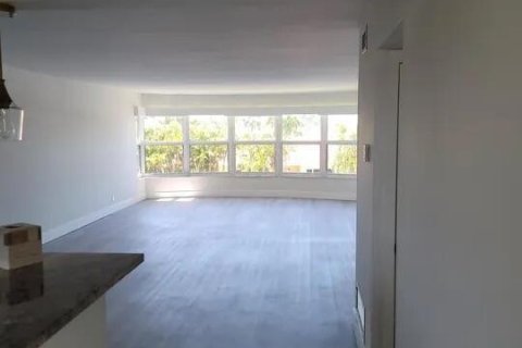 Copropriété à louer à Fort Lauderdale, Floride: 2 chambres, 120.77 m2 № 2188938 - photo 15