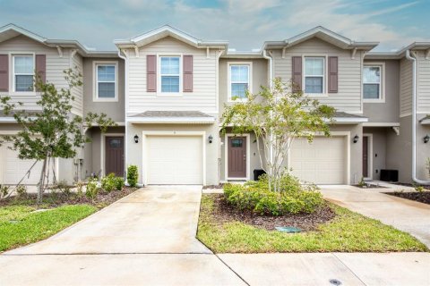 Townhouse in Port Orange, Florida 3 bedrooms, 150.87 sq.m. № 2396891