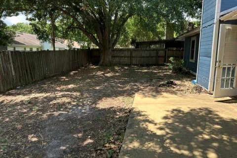 House in Winter Haven, Florida 3 bedrooms, 127.18 sq.m. № 2218231 - photo 21
