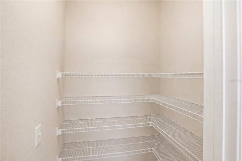 Touwnhouse à vendre à Sarasota, Floride: 3 chambres, 160.16 m2 № 2147613 - photo 11
