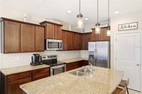Touwnhouse à vendre à Sarasota, Floride: 3 chambres, 160.16 m2 № 2147613 - photo 9