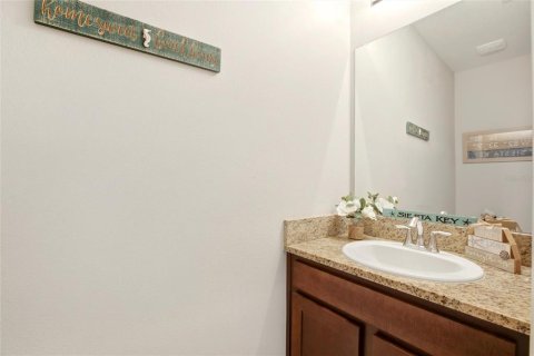 Touwnhouse à vendre à Sarasota, Floride: 3 chambres, 160.16 m2 № 2147613 - photo 14