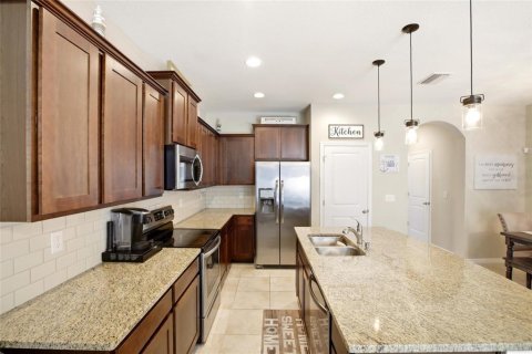 Touwnhouse à vendre à Sarasota, Floride: 3 chambres, 160.16 m2 № 2147613 - photo 10