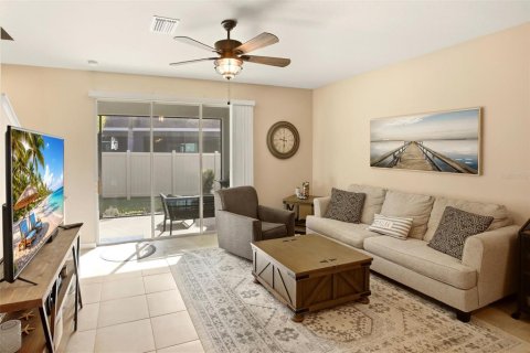 Touwnhouse à vendre à Sarasota, Floride: 3 chambres, 160.16 m2 № 2147613 - photo 5