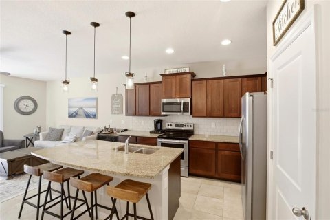 Touwnhouse à vendre à Sarasota, Floride: 3 chambres, 160.16 m2 № 2147613 - photo 8