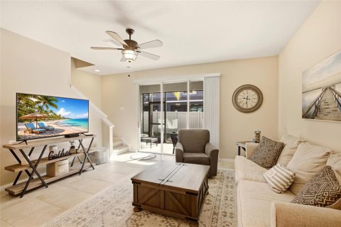 Touwnhouse à vendre à Sarasota, Floride: 3 chambres, 160.16 m2 № 2147613 - photo 6