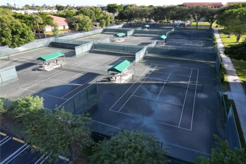 Снять в аренду кондоминиум в Делрей-Бич, Флорида 1 спальня, 70.42м2, № 1951272 - фото 13