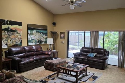 Casa en venta en Temple Terrace, Florida, 4 dormitorios, 234.76 m2 № 1828560 - foto 4
