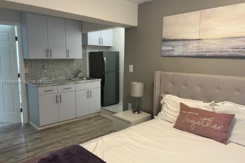 Casa en alquiler en Sunny Isles Beach, Florida, 3 dormitorios, 137.87 m2 № 2037906 - foto 16