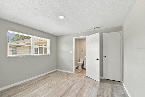 Villa ou maison à louer à Umatilla, Floride: 3 chambres, 142.14 m2 № 2431787 - photo 29